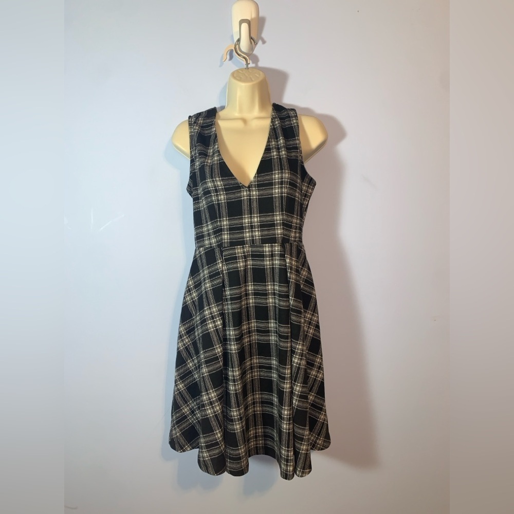Modcloth Black and White Plaid Midi Dress sleeveless vneck aline twee size small